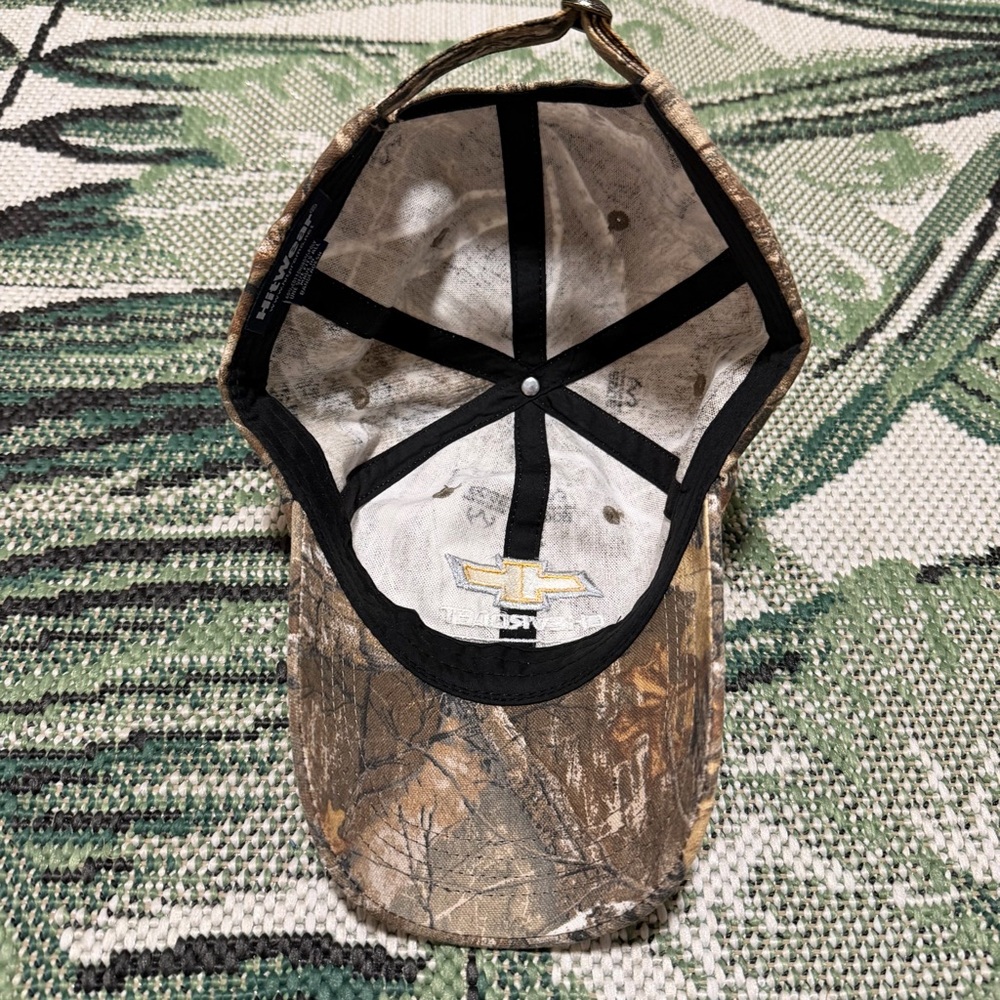 Chevrolet Trucks Camo Cap Real Tree Edge Camouflage Hat Chevy Bow tie - Picture 5 of 6